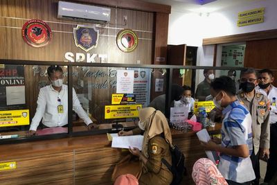 Bikin SIM di Cirebon Bayarnya Enggak Pakai Uang Tapi Sampah, Gimana Caranya?