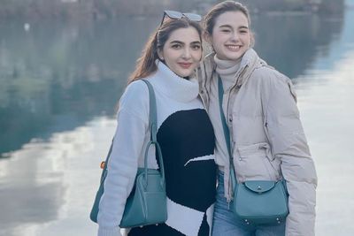 Sarah Menzel Pacar Azriel Pamer Pose dengan Ashanty, Aurel: Gemas Kaya Kembar