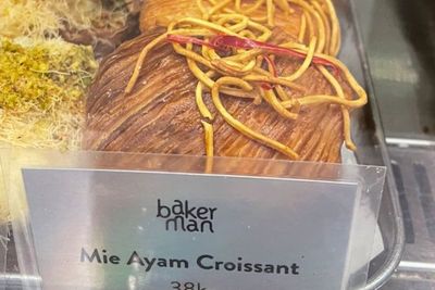 Viral Mie Ayam Croissant, Disebut Kehilangan Jati Diri hingga Tersesat Jauh