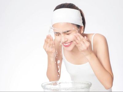 Ini Pentingnta Cuci Muka setelah Seharian Beraktivitas, Cegah Masalah Kulit Wajah