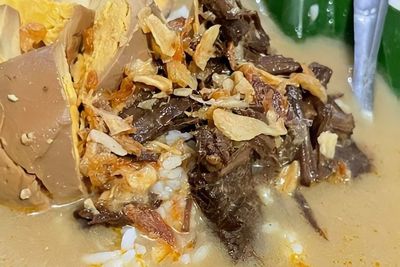 Nasi Gandul, Dulunya Makanan Sultan Sekarang Jadi Kuliner Rakyat Jelata!