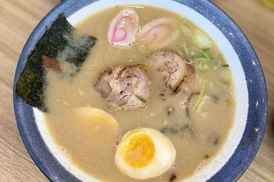Sekai Ramen & Sushi, Rekomendasi Kuliner Jepang Halal di Makassar Rasanya Bikin Tercengang