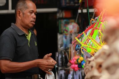 Untung Besar! Pedagang Latto-Latto di Parepare Cuan Rp13 Juta Sehari, Laku Ribuan Buah