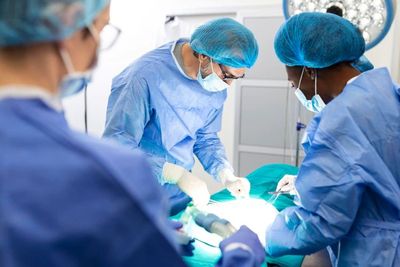 Begini Perbedaan Donor Ginjal dari Orang yang Masih Hidup dan Jenazah