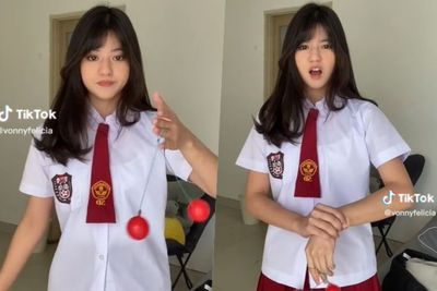 Gemoynya ONIC Vonzy saat Geram karena Gagal Main Lato-Lato Pakai Baju SD