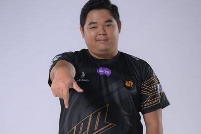 RRQ Hoshi Kalah Lagi di M4 World Championship, R7 Bakal Pensiun dari Mobile Legends?