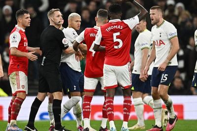 Hasil Liga Inggris Semalam: Arsenal Menangi Derby London, Newcastle United Bungkam Fulham