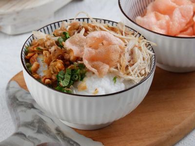 Curhat Tukang Bubur Ayam Dagangannya Basi Misterius Semua, Padahal Udah 15 Tahun Jualan