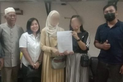 Gara-gara Ejekan Ngaca Lu , 2 Wanita Cakar-cakaran Sampai Berurusan dengan Polisi