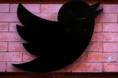 Mantan Karyawan Twitter Ngamuk Tak Dapat Pesangon Sesuai Kesepakatan: Elon Musk Bohong?