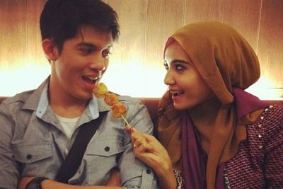 Zaskia Sungkar Bagikan Foto Berhijab Jadul: Zaman Styling Kerudung Lebih Lama dari Masak