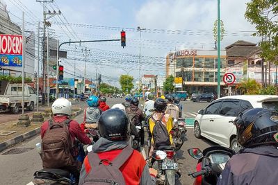Ternyata Ini Penampakan Lampu Merah Terlama di Jogja, Konon Bisa Merenggut Masa Muda