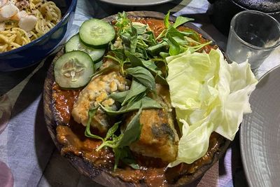 Uniknya Pecel Lele Vegetarian, Gak Kalah Nikmat Sama Ikan Beneran