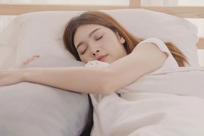 Studi Ungkap Tidur Lebih Lama di Akhir Pekan Bisa Mengurangi Risiko Depresi Pada Remaja