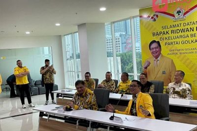 Gabung ke Golkar, Ridwan Kamil Disebut Bakal Perkuat di Segmen Pemilih Muda