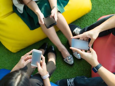 Naik Peringkat, Sekarang Indonesia Juara 1 Kecanduan Smartphone: Kamu Juga?