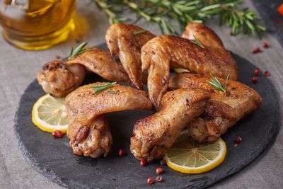 Resep Sayap Ayam Nikmat dan Mudah, Bumbunya Meresap!