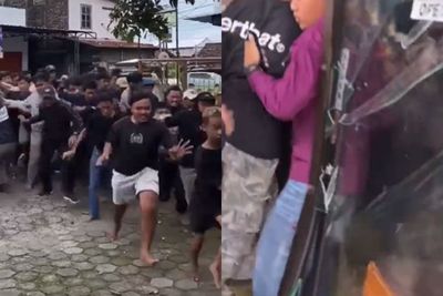 Buset! Toko Thrift Diserbu Pembeli Sampai Kaca Pintu Masuk Pecah, Netizen Heran
