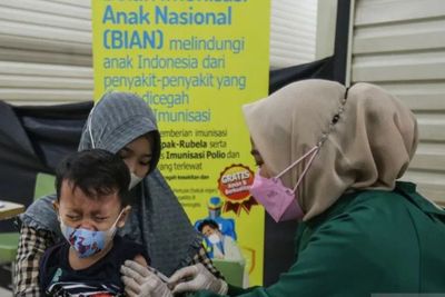 Imunisasi Ikhtiar Orangtua Lindungi Anak dari Penyakit Menular, Termasuk Polio