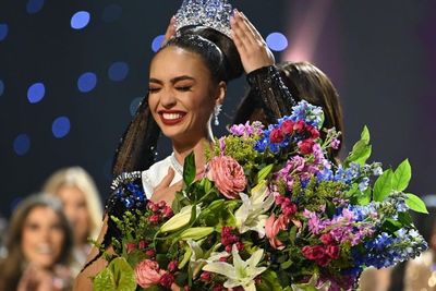 Raih Gelar Miss Universe 2022, Ternyata R Bonney Gabriel Ngaku Rias Wajahnya Sendiri