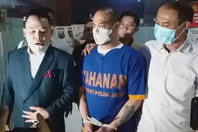 Polda Jatim Akan Pertemukan Ferry Irawan-Venna Melinda, Berakhir Damai?