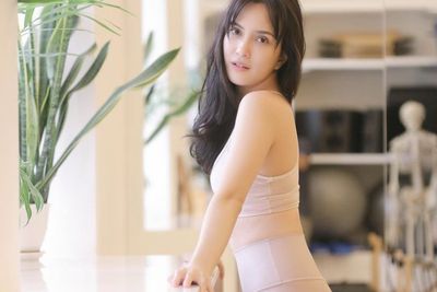 Potret Seksi Shandy Aulia Pamer Body Goals, Netizen: Pasti Perawatannya Bukan UMR Jakarta