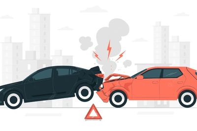 Detik-detik Dua Mobil Nyaris Tabrakan Beruntun, Ini Bukti Pentingnya Jaga Jarak Aman