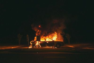 7 Penyebab Mobil Terbakar yang Wajib Diketahui, Yuk Hindari!
