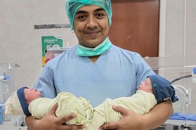 Kebahagiaan Ustaz Riza Muhammad Dikaruniai Anak Kembar: Selamat Datang 2 Matahariku