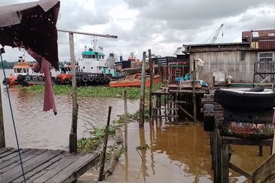 Makin Tercemar! Kesehatan Masyarakat di Tepi Sungai Mahakam Kian Terancam