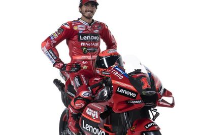 Resmi! Francesco Bagnaia Bakal Pake Nomor 1 di MotoGP 2023