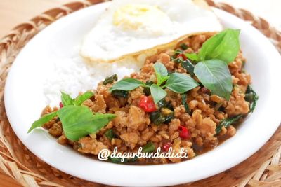 Resep dan Cara Membuat Pad Kra Pao, Menu Anti Ribet Khas Thailand