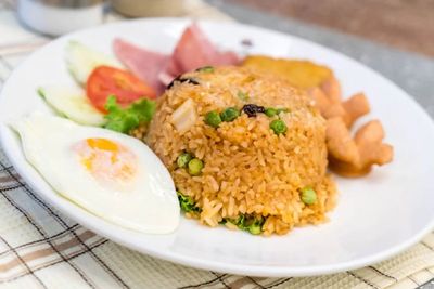 Rahasia Masak Nasi Goreng Rumahan Bisa Seenak Restoran, Aromanya Menggoda!