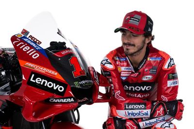 Pakai Nomor 1, Francesco Bagnaia Bisa Patahkan Kutukan di MotoGP 2023?