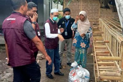 Ibu TikToker Mandi Lumpur Dapat Bantuan dari Pemerintah: Ayam Petelur hingga Tempat Tidur
