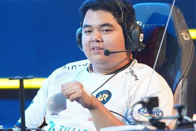R7 Sebut Penggantinya untuk Mengisi EXP Laner RRQ Hoshi Pasca Istirahat, Player Baru?
