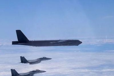 Bawa Bomber dan Jet Tempur, AS Bantu Israel Hancurkan Fasilitas Nuklir Iran