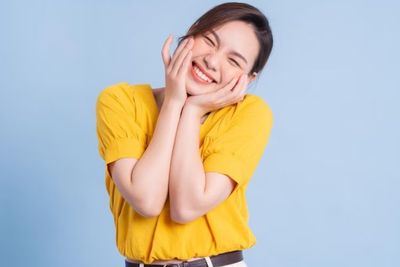 Studi Terbaru: Terlalu Banyak Senyum Ternyata Enggak Baik, Kok Gitu?
