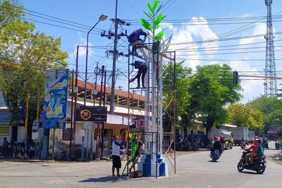 Viral Habiskan Rp73,3 Juta, Tugu Daun Tembakau Nganjuk Bentuknya Cuma Begini!