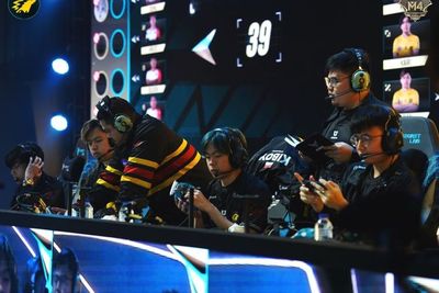 Dibandingkan sama RRQ yang Udah Umumkan Roster, ONIC Esports: Kok Nantang?