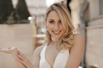 3 Tips Tampil Elegan untuk Acara Formal, Apa Saja?