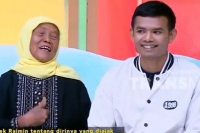 Nyesel Diundang TV ke Jakarta, Sultan Akhyar Mandi Lumpur Ga Dapet Apa-apa: Capek Doang!