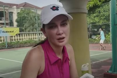 Sempat Setop Karena Susah, Luna Maya Main Tenis Lagi Gara-gara Raffi dan Enzy Tanding