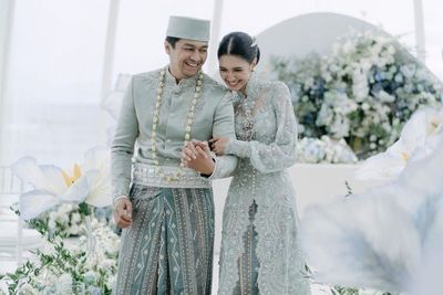 Deva Mahenra dan Mikha Tambayong Menikah Di Bali: Impian Jadi Kenyataan