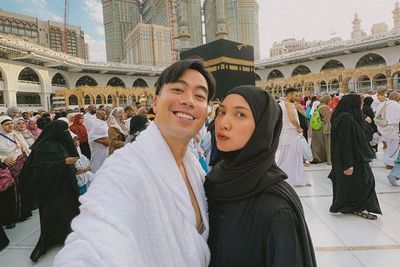 Ini Jawaban Vidi Aldiano soal Sheila Dara Hamil
