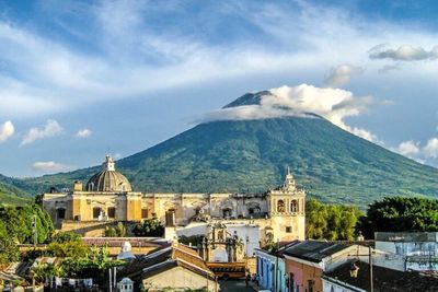5 Fakta Menarik Guatemala, Negara Amerika Tengah yang Punya 30 Gunung Berapi