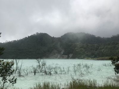 Modal Rp10 Ribu Bisa Berendam Air Hangat di Surga Tersembunyi Tanah Garut