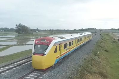 Kereta Api Pertama di Sulawesi Resmi Beroperasi, Permudah Jangkau Destinasi Wisata