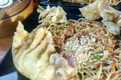 Gak Kalah Sama Mixue! Mie Pedas Ini Juga Viral Dimana-mana, Ternyata Rahasianya Sederhana