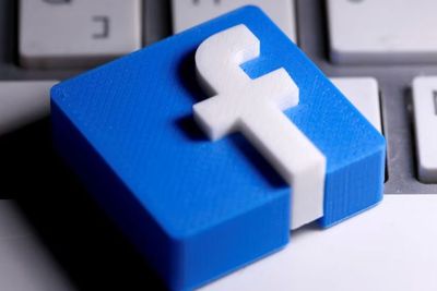 Facebook Dituduh Bikin Baterai HP Penggunanya Cepat Habis, Mark Zuckerberg Dikecam